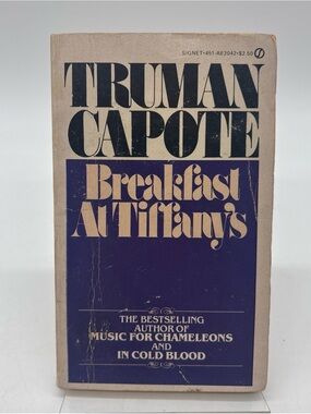 Breakfast at Tiffany's by Truman Capote Signet Vintage Paperback (1980)